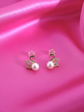 S925 Needle - Pearl Swan Stud Earrings in Gold and White -Women Jewelry